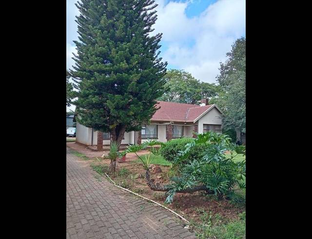 3 BEDROOM HOUSE FOR SALE IN BIRCH ACRES